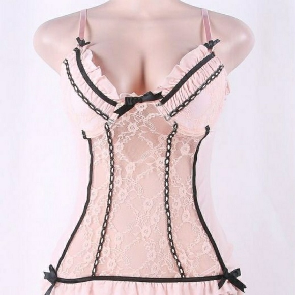 Other - ✔SOLD on Ⓜ✔Pink Lace Padded Sexy Babydoll